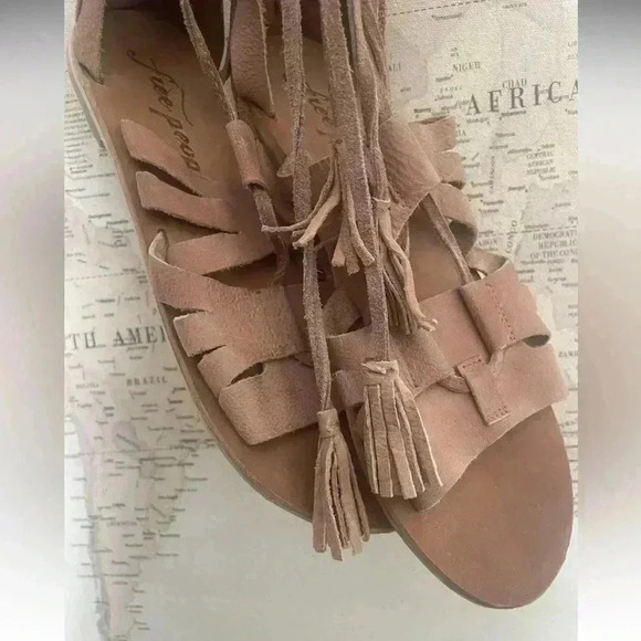 Free People Mesa Verde Gladiator Sandals Size 40 Shipped USPS - Picture 5 of 7